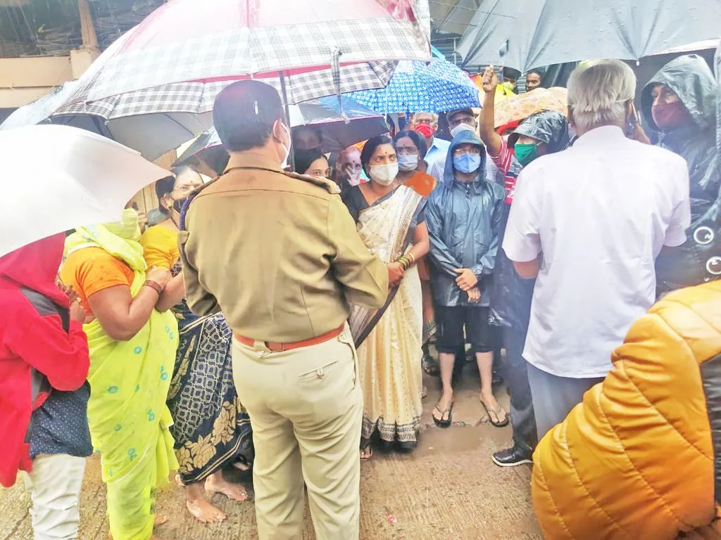 गौंडवाड ग्रामस्थांना शांतता राखण्याचे आवाहन