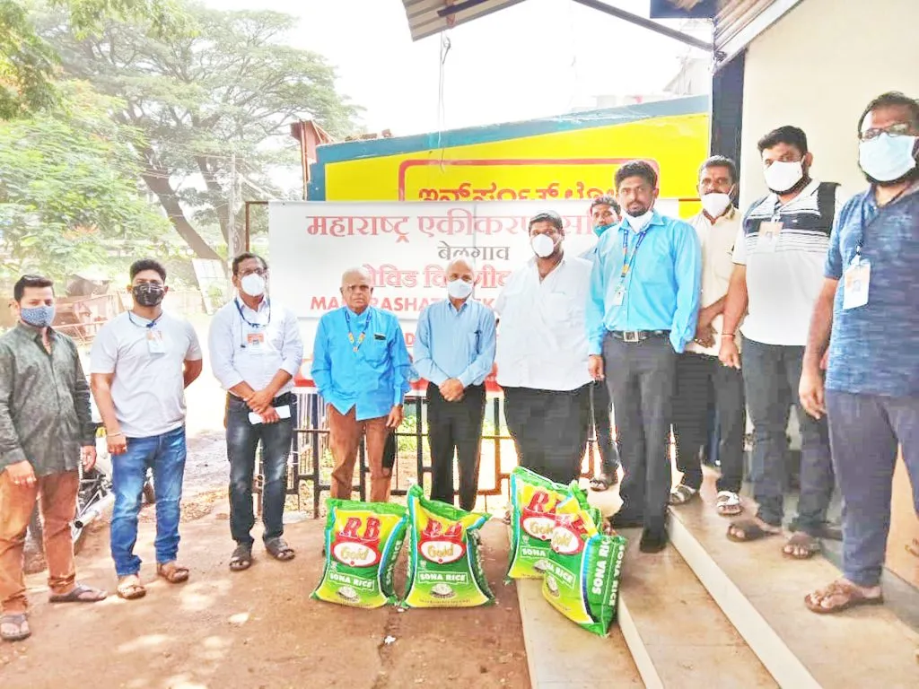 लोकमान्य सोसायटीतर्फे सामाजिक संघटनांना धान्याचे वितरण