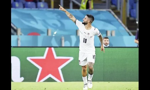 युरो चषक स्पर्धेत इटलीची विजयी सलामी