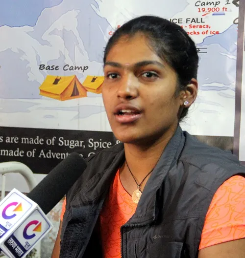 प्रतिकुल वातावरणामुळे कस्तुरीने थांबवली एव्हरेस्ट मोहिम