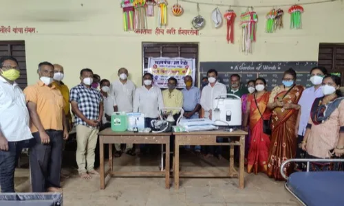 रेडी गावात ग्राम विलगीकरण कक्षाचे उद्घाटन