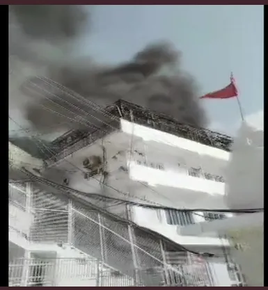 जम्मू काश्मीर : वैष्णो देवी मंदिर परिसरात भीषण आग