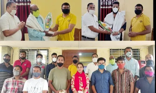 प्रशासनाचे हात मजबूत करणाऱ्यांचा सन्मान