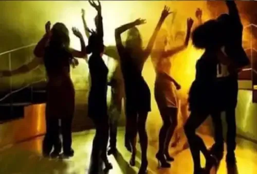 इगतपुरीतील रेव्ह पार्टीवर पोलिसांचा छापा, ‘बिग बॉस’ फेम महिलेसह 22 जणांचा समावेश