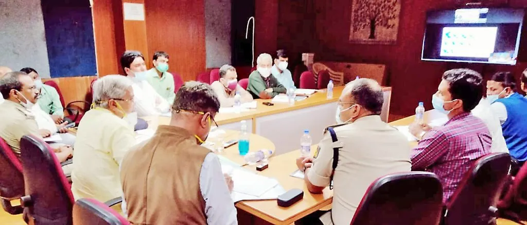 मुख्यमंत्र्यांनी घेतला पूरस्थितीचा आढावा