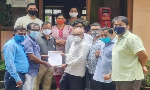 गोंधळ टाळण्यासाठी वाॅर्डनिहाय लसीकरण करा