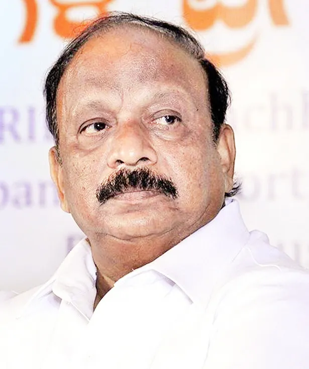 माजी मंत्री रोशन बेग यांची मालमत्ता जप्त