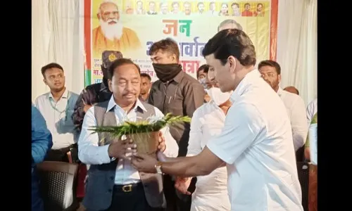 नारायण राणे… संतोष नानचे अन् चाफ्याची फुले