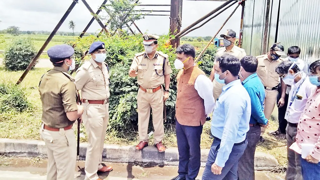 कोगनोळी नाक्याला एडीजीपी उमेशकुमार यांची भेट