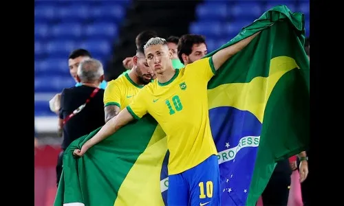 ब्राझीलला सलग दुसऱयांदा फुटबॉलचे सुवर्ण