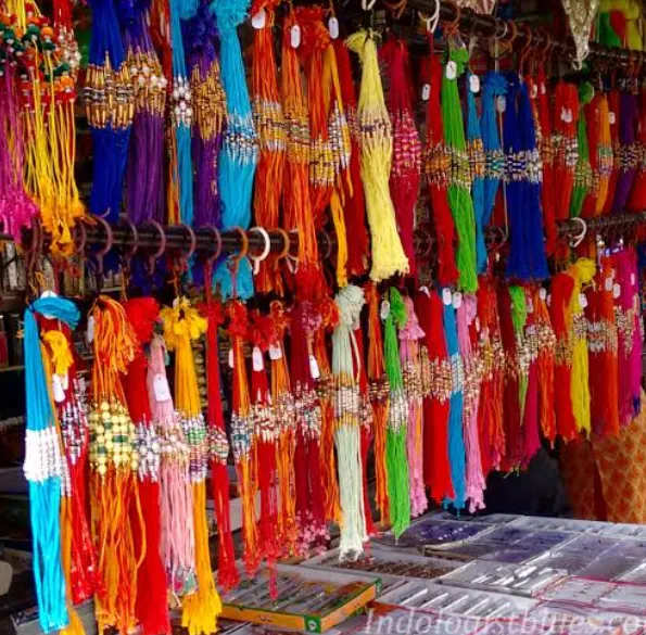 विश्व हिंदू परिषदेतर्फे सैनिकांसाठी राखी संकलन अभियान