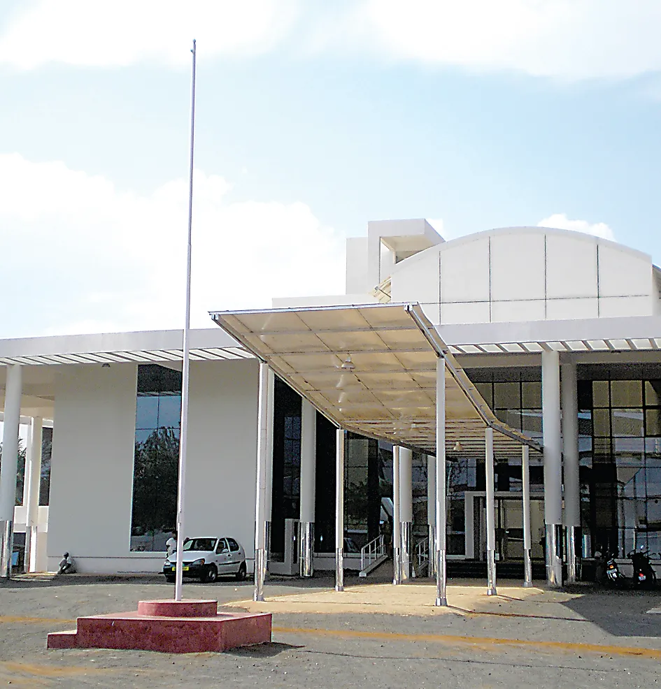 मनपा आयुक्तांच्या रजेचा घोळ कायम