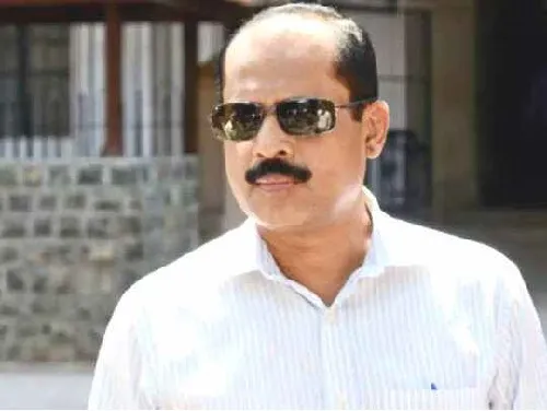 सचिन वाझेंची विशेष एनआयए कोर्टात धाव ; केल्या ‘या’ तीन मागण्या