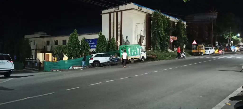 राजपथावर बेशिस्त वाहतुकीचा युवक ठरला बळी