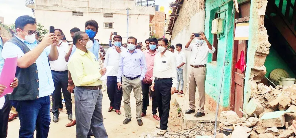 अतिवृष्टीने झालेल्या नुकसानीची केंद्रीय पथकाकडून पाहणी