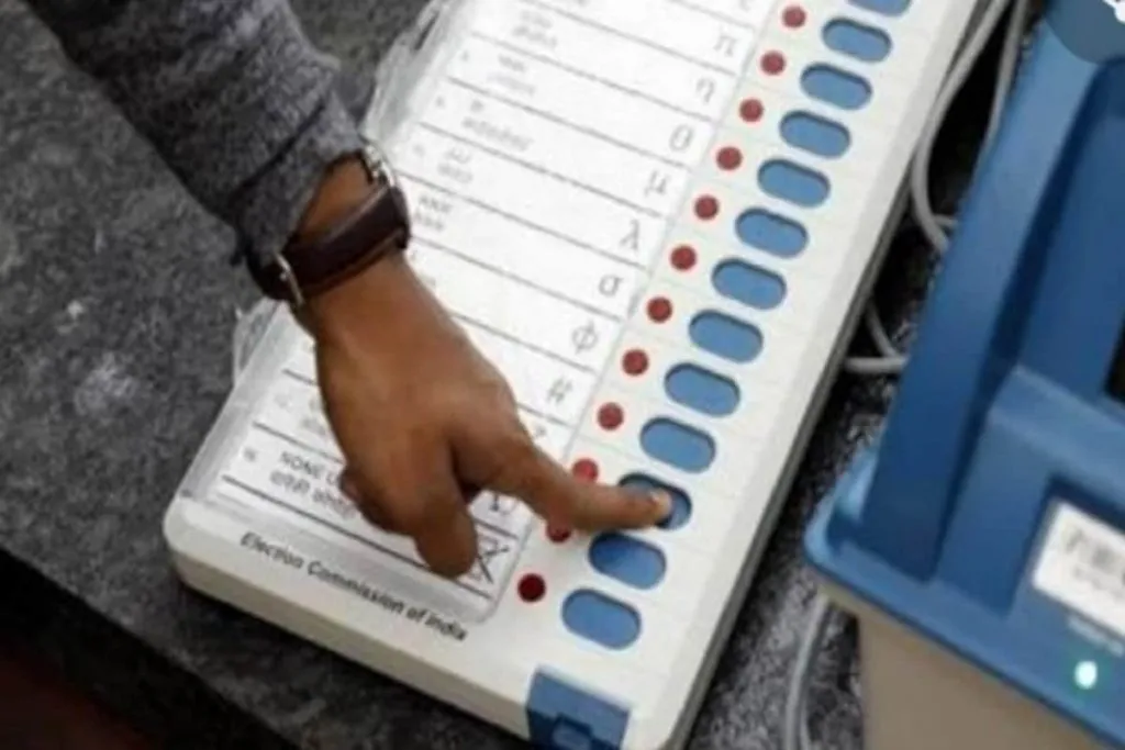 कर्नाटक विधानसभेच्या दोन जागांसाठी ३० ऑक्टोबर रोजी पोटनिवडणूक