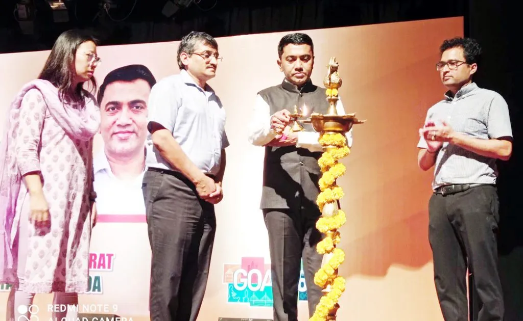 गोवा लुटण्यासाठीच विरोधक एकत्र