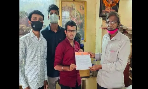 शाळा, कॉलेज सुरू झाल्याने एसटी फेऱया नियमित सोडा!