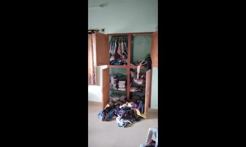 लांजात शस्त्रधारी चोरटय़ांनी बंगला फोडला