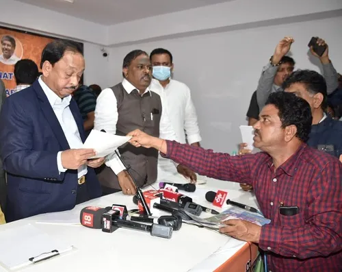 महाराष्ट्रातील सूक्ष्म, लघु व मध्यम उद्योग अडचणींकडे मंत्री नारायण राणे यांचे वेधले लक्ष