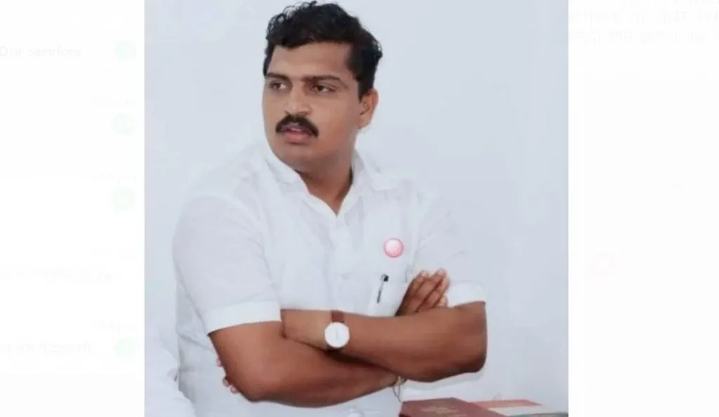 “शरद पवारांची भूमिका शेतकऱ्यांना आत्महत्येस प्रवृत्त करणारी..”