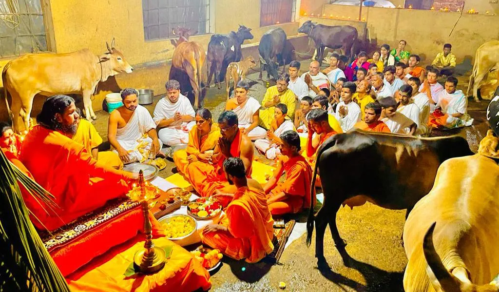 गो रक्षणार्थ समाजात सर्वतोपरी प्रयत्न व्हावेत : सद्गुरु ब्रह्मशानंदाचार्य