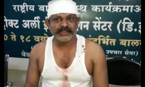 साताऱयात एस. टी. कर्मचारी आंदोलनाला हिंसक वळण