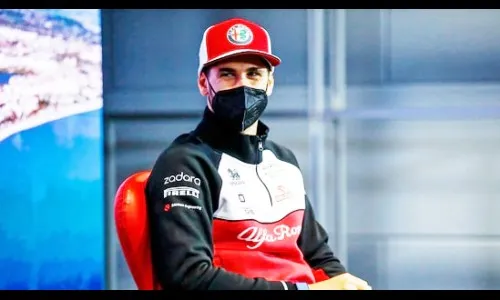 अल्फा रोमिओला गिव्होनेझीचा निरोप