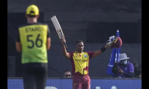 डेव्हिड वॉर्नरच्या वादळात विंडीजचा धुव्वा