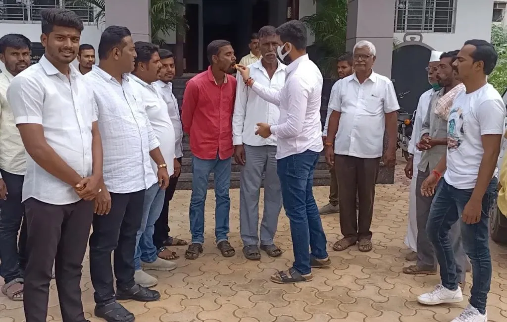 कृषी कायदे रद्द केल्याचा राष्ट्रवादी कार्यालयात जल्लोष