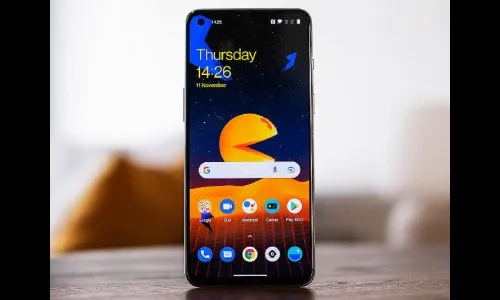 वनप्लस नॉर्ड2ची पॅकमॅन आवृत्ती