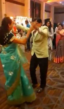 संजय राऊत आणि सुप्रिया सुळेंचा लंबोर्गिनी डान्स व्हायरल