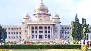 विधानपरिषद निवडणुकीतून आणखी दोघांची माघार