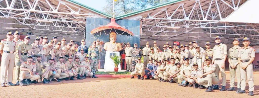 एनसीसी विद्यार्थ्यांच्या ट्रेकचा सांगता समारंभ