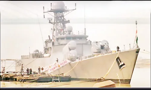 एनएसआय खुकरी ही युद्धनौका निवृत्त