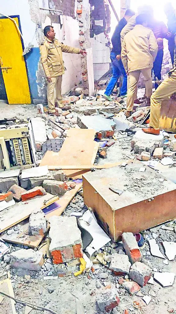 लुधियाना कोर्टातील बॉम्बस्फोटात पाकिस्तानचा हात असल्याचा संशय