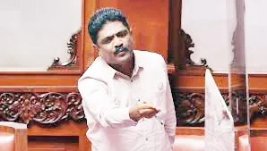 1995 पासूनच्या खासगी शाळांना अनुदान मंजूर करा