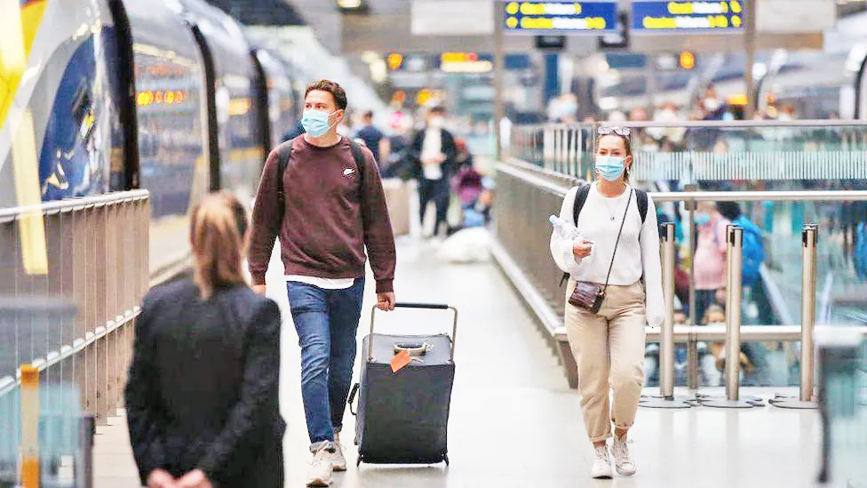 फ्रान्सकडून इंग्लंडच्या पर्यटकांबाबत नवे निर्बंध होणार लागू