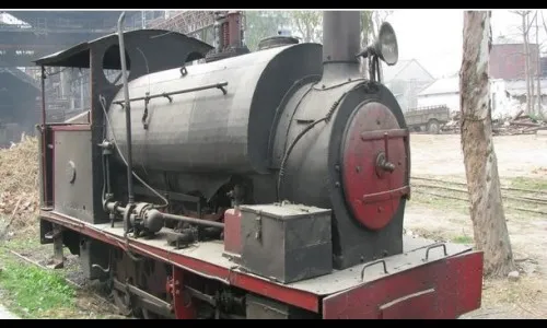 रेल्वे इंजिनियरने विकले वाफेचे इंजिन