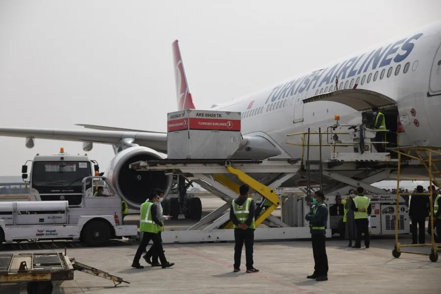 अमेरिकेकडून 6 लाखाहून अधिक लसींचा नेपाळला पुरवठा