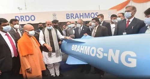 संरक्षणमंत्री राजनाथ सिंह यांच्या हस्ते डीआरडीओ केंद्रांची पायाभरणी