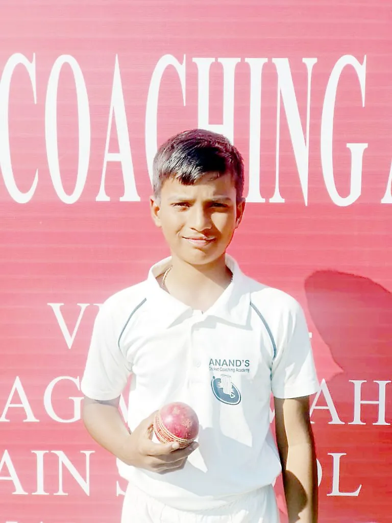 आनंद अकादमी अ चा 195 धावांनी मोठा विजय