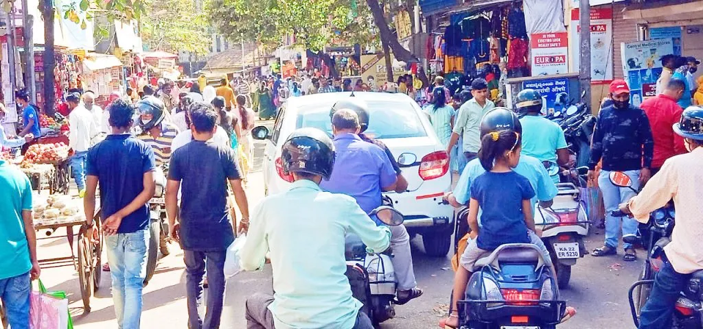 विकेंड मागे तरीही उलाढाल कमीच