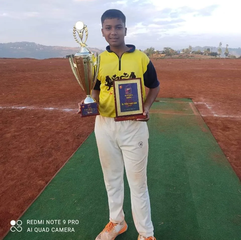 गिरीष गाढवे चषकाचा मानकरी आर.सी.क्लब; अद्वैत प्रभावळकरला ‘मॅन ऑफ सिरीज’