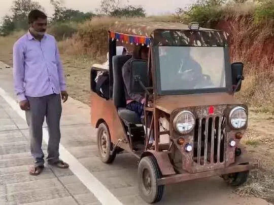 त्या पंखांना बळ हवे!