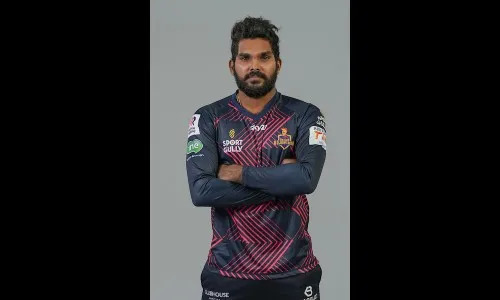 लंकेचा हसरंगा कोरोना बाधित