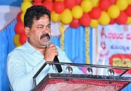 “महिलांचे काही पोशाख पुरुषांना उत्तेजित करतात, म्हणून बलात्कार होतात”