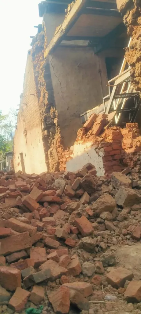 आणाजे येथे भिंत कोसळून एकाचा मृत्यू