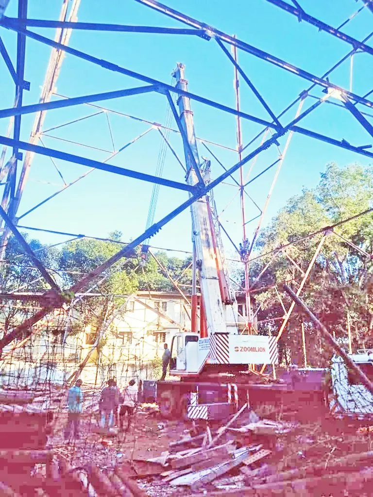 शहरातील उंच टेलिफोन टॉवर नामशेष