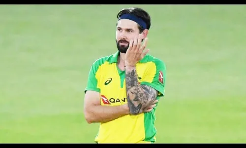 वनडे मालिकेतून केन रिचर्डसन बाहेर